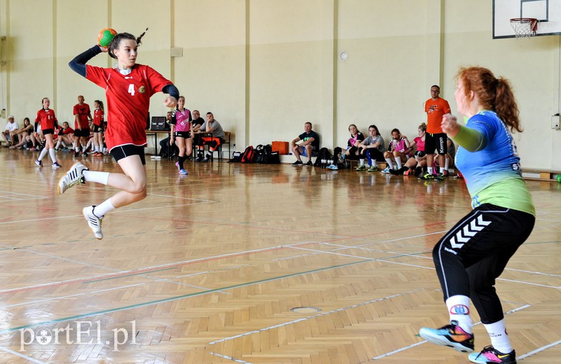 Młode szczypiornistki opanowały Elbląg zdjęcie nr 154630