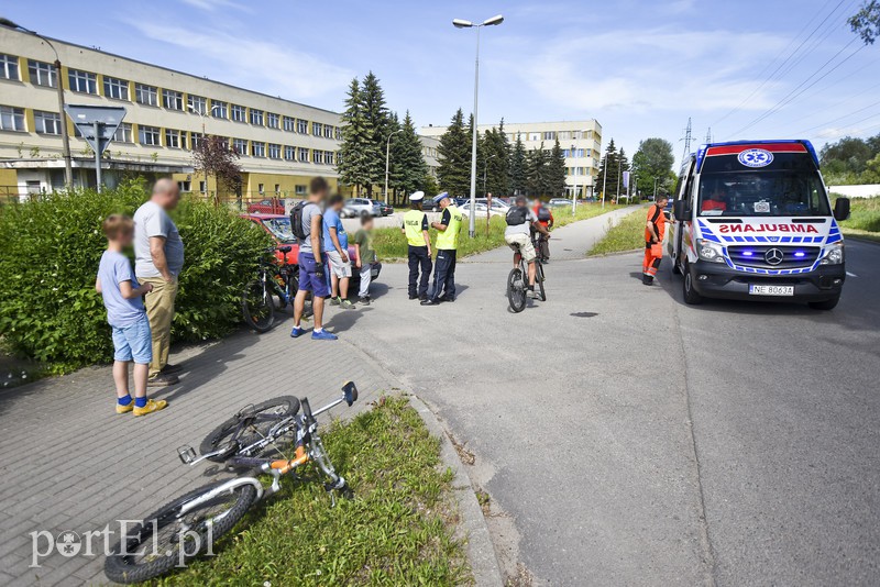 Dwaj rowerzyści zderzyli się z oplem zdjęcie nr 154694