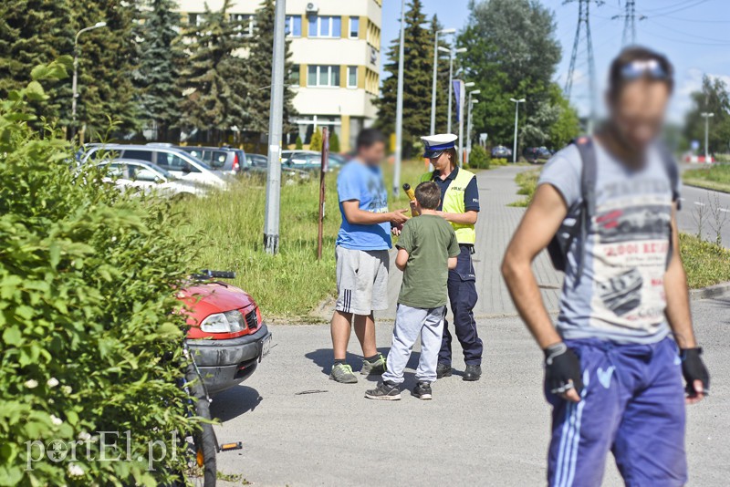 Dwaj rowerzyści zderzyli się z oplem zdjęcie nr 154690