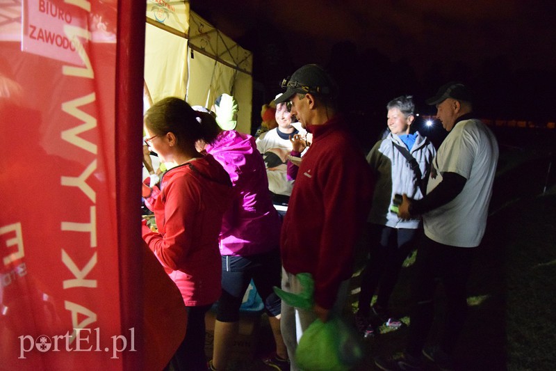 Nocą biegali po Bażantarni zdjęcie nr 155154