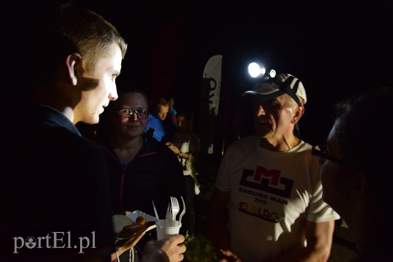 Nocą biegali po Bażantarni zdjęcie nr 155152