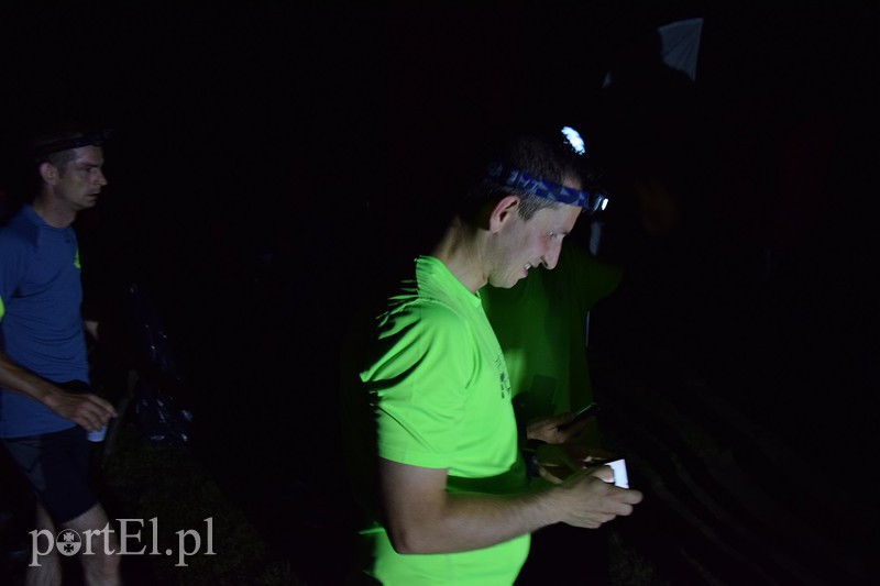 Nocą biegali po Bażantarni zdjęcie nr 155158