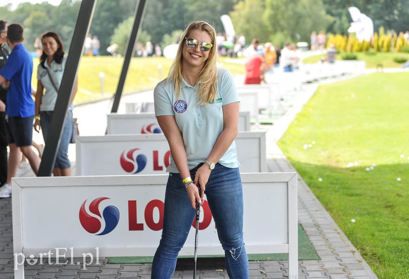 Piłkarkom Kram Startu dołki nie straszne zdjęcie nr 156157