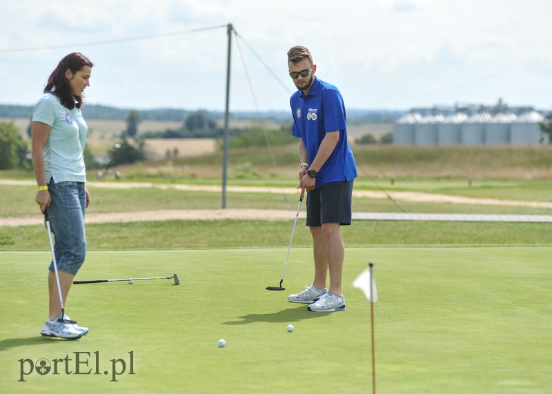 Piłkarkom Kram Startu dołki nie straszne zdjęcie nr 156154