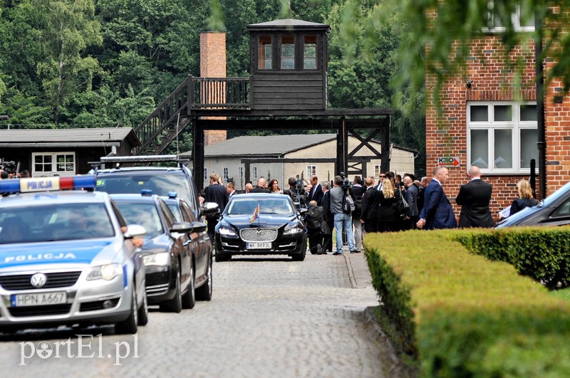  Tłumy przyjechały do Sztutowa, by witać książęcą parę zdjęcie nr 156328