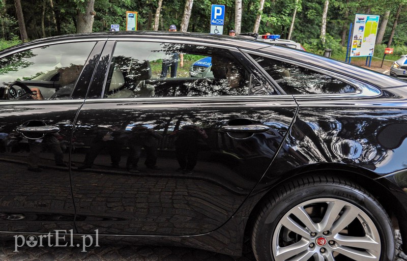  Tłumy przyjechały do Sztutowa, by witać książęcą parę zdjęcie nr 156331