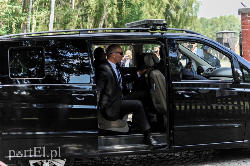  Tłumy przyjechały do Sztutowa, by witać książęcą parę zdjęcie nr 156318