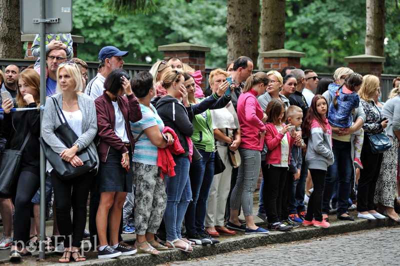  Tłumy przyjechały do Sztutowa, by witać książęcą parę zdjęcie nr 156306