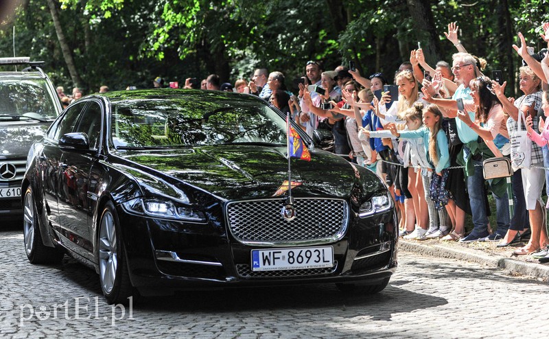  Tłumy przyjechały do Sztutowa, by witać książęcą parę zdjęcie nr 156316