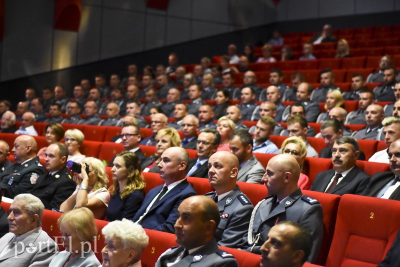 Uroczystości dzisiaj, zabawa w niedzielę zdjęcie nr 156430