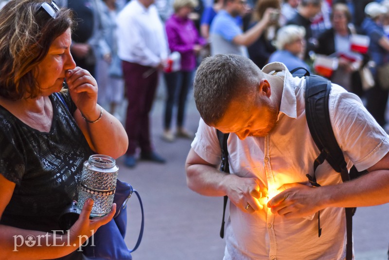 Protest pod sądem  zdjęcie nr 156475
