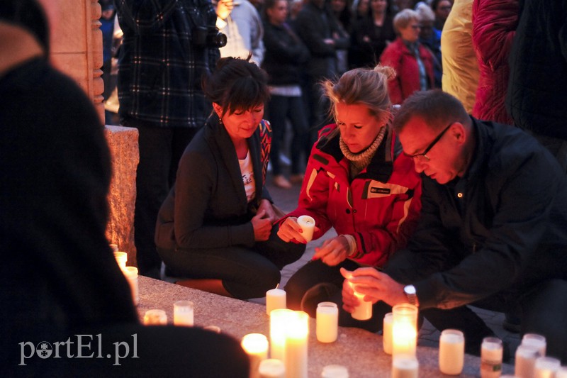 "Prezydencie chcemy weta", czyli kolejny protest pod sądem zdjęcie nr 156569