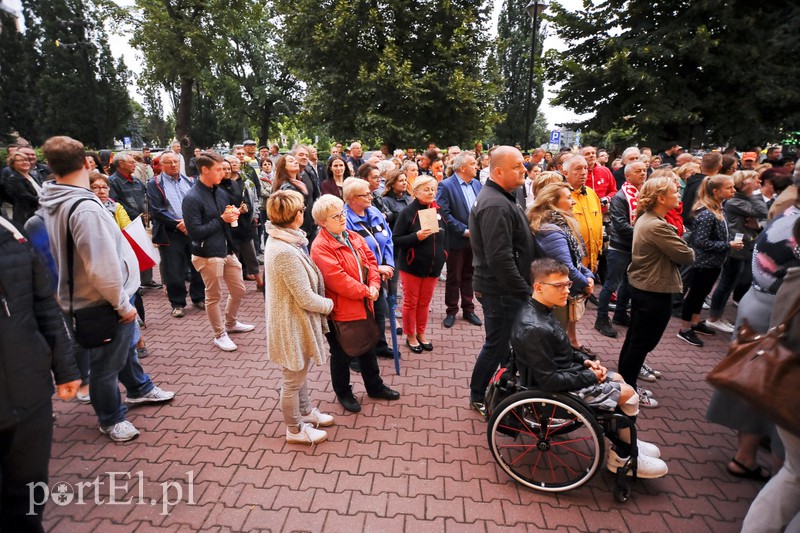 "Prezydencie chcemy weta", czyli kolejny protest pod sądem zdjęcie nr 156548