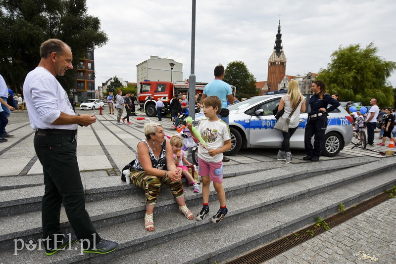 Policyjny festyn na bulwarze zdjęcie nr 156709