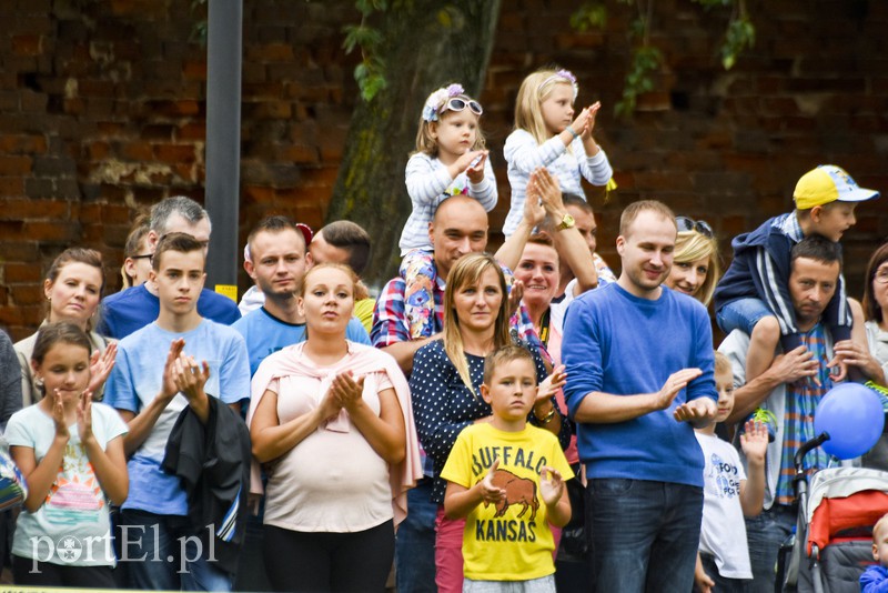 Policyjny festyn na bulwarze zdjęcie nr 156807