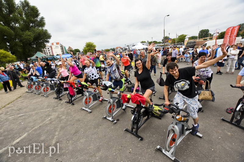 Policyjny festyn na bulwarze zdjęcie nr 156732