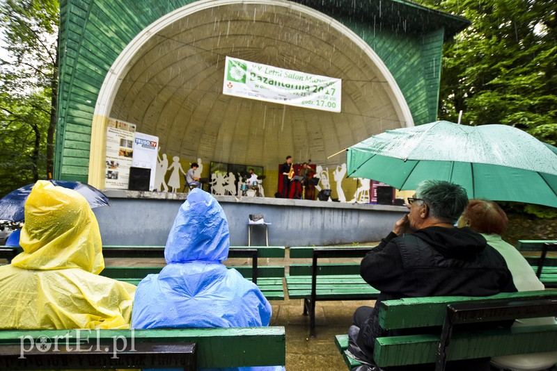 Jazz w strugach deszczu zdjęcie nr 156768