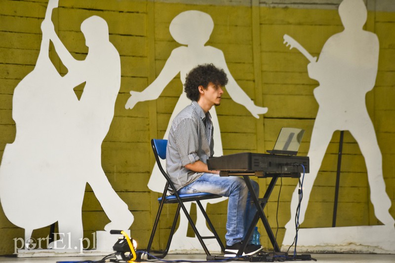 Jazz w strugach deszczu zdjęcie nr 156772