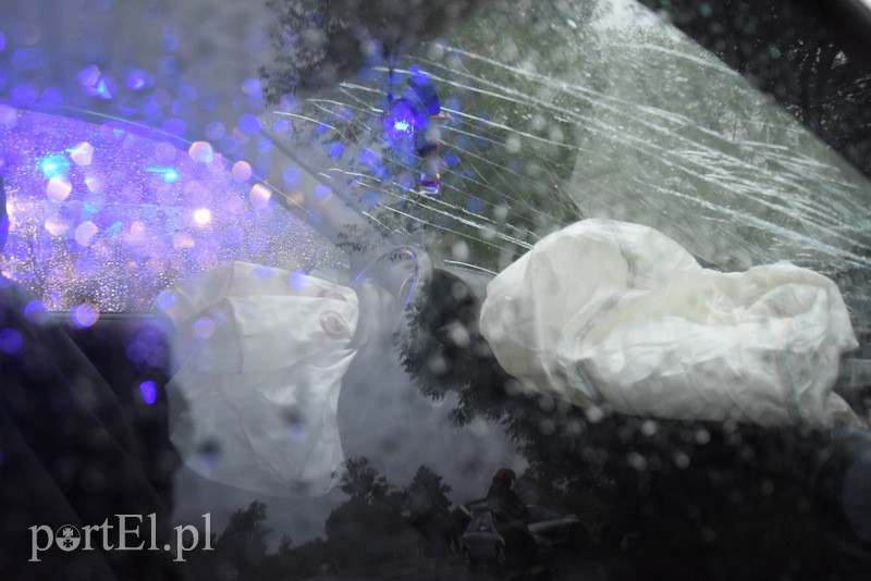  Czołówka dwóch opli zdjęcie nr 156957