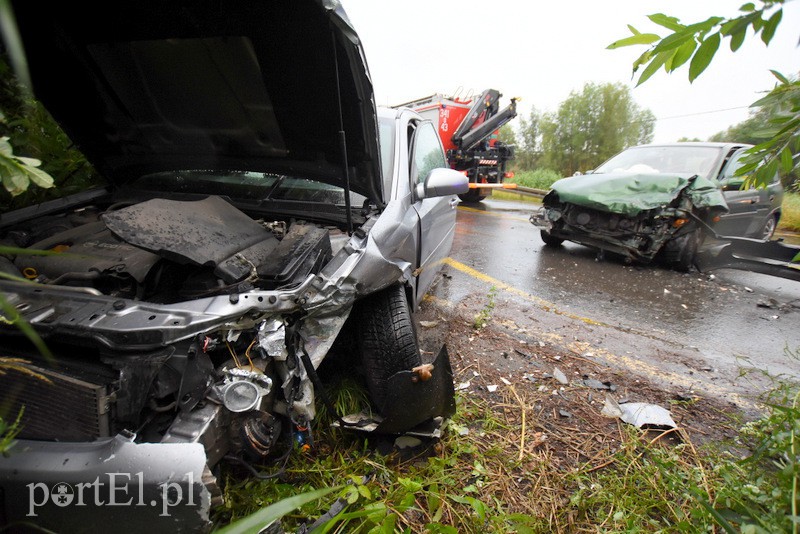  Czołówka dwóch opli zdjęcie nr 156953