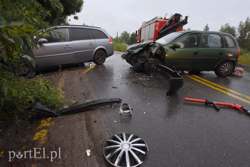  Czołówka dwóch opli zdjęcie nr 156958