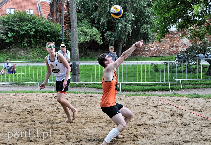 Braterska dominacja na elbląskim boisku  zdjęcie nr 157628