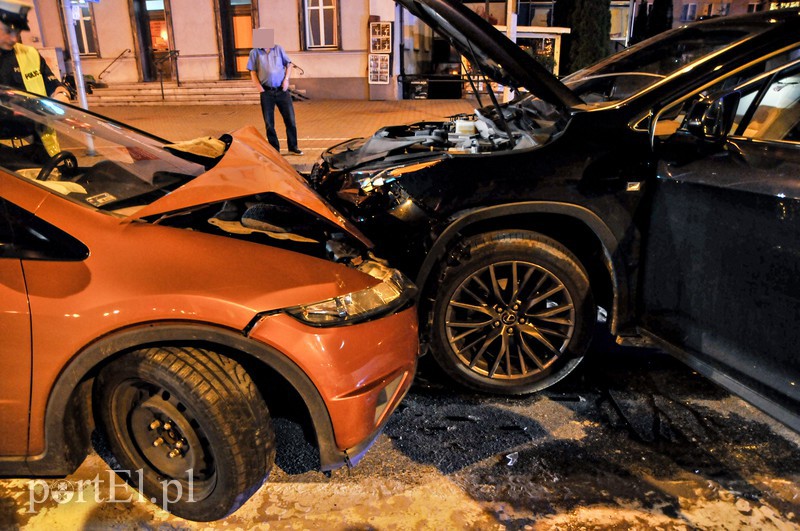 Czołówka na Hetmańskiej zdjęcie nr 157708