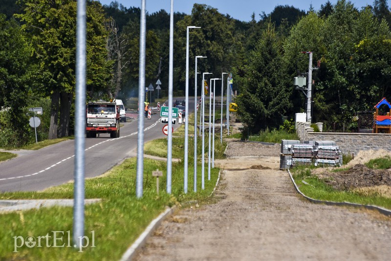 Tak powstaje ścieżka do Krasnego Lasu zdjęcie nr 157716