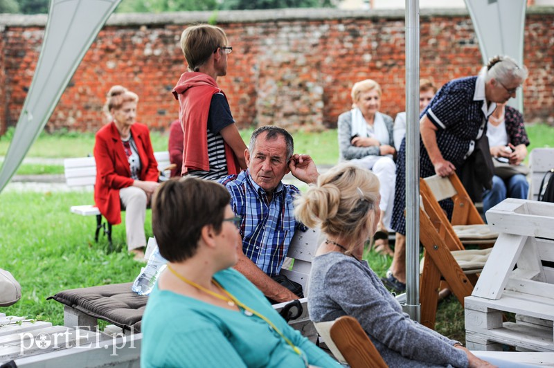 Biblioteka serem pachnąca zdjęcie nr 158333
