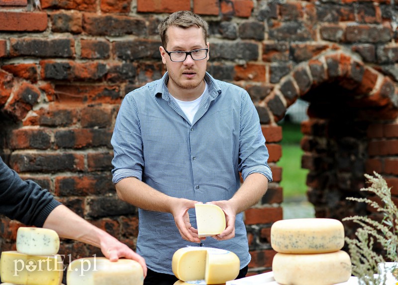 Biblioteka serem pachnąca zdjęcie nr 158324