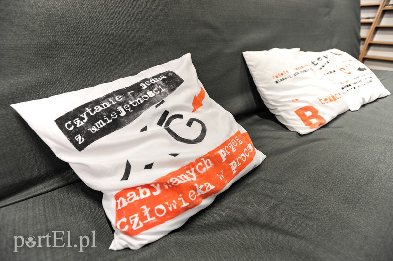 Magazyn jest passé, teraz książki będą na półkach zdjęcie nr 158511