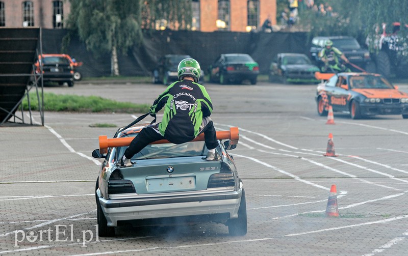 Nie czuje strachu ten, kto robi to z serca	 zdjęcie nr 158625
