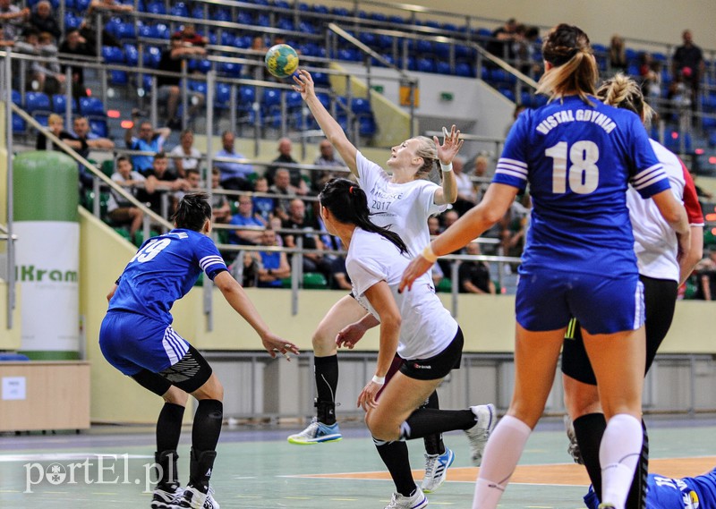 Piłkarki Startu pokonały mistrzynie zdjęcie nr 158710