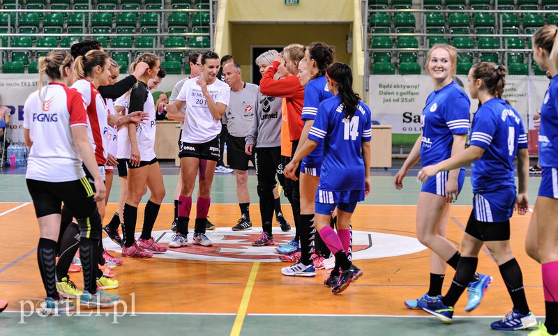 Piłkarki Startu pokonały mistrzynie zdjęcie nr 158704