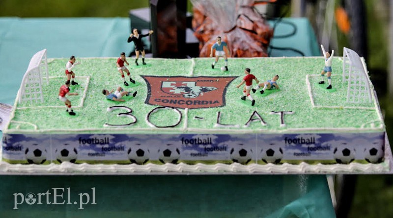 Trzy punkty na trzydziestolecie zdjęcie nr 158816