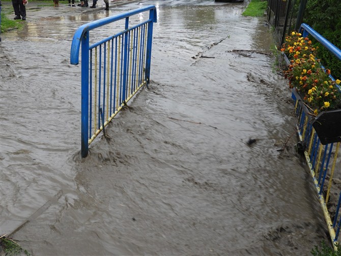 Ulewa w Suchaczu zdjęcie nr 158866