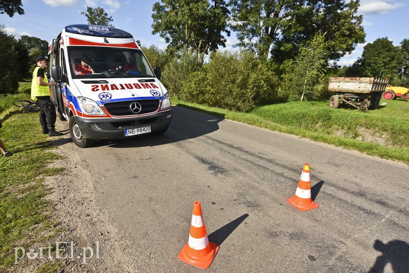 Potrącenie nietrzeźwej rowerzystki w Krzewsku zdjęcie nr 159019