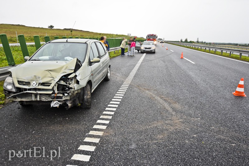 Kolizja przy holowaniu na S7 zdjęcie nr 159671