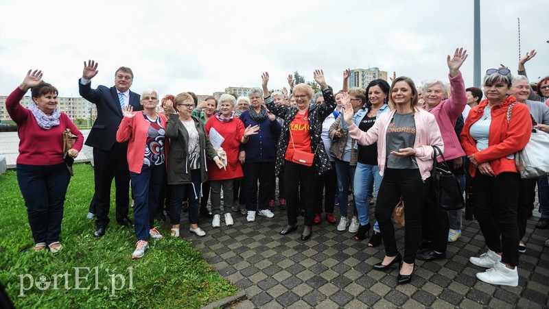 Pojechały rozmawiać o sprawach kobiet zdjęcie nr 159762