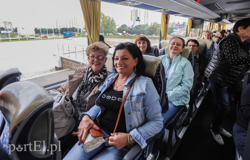 Pojechały rozmawiać o sprawach kobiet zdjęcie nr 159751