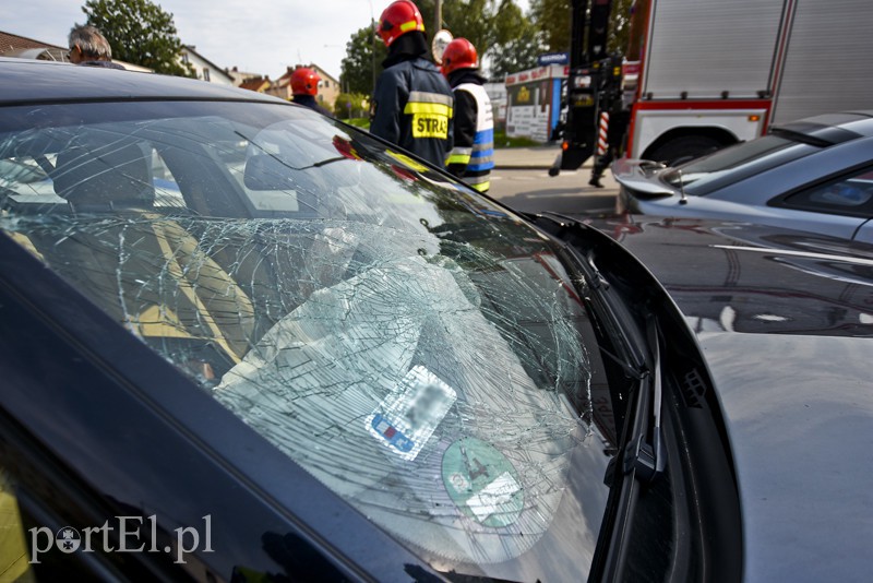 Zderzenie bmw i mazdy ul. Malborskiej zdjęcie nr 159882