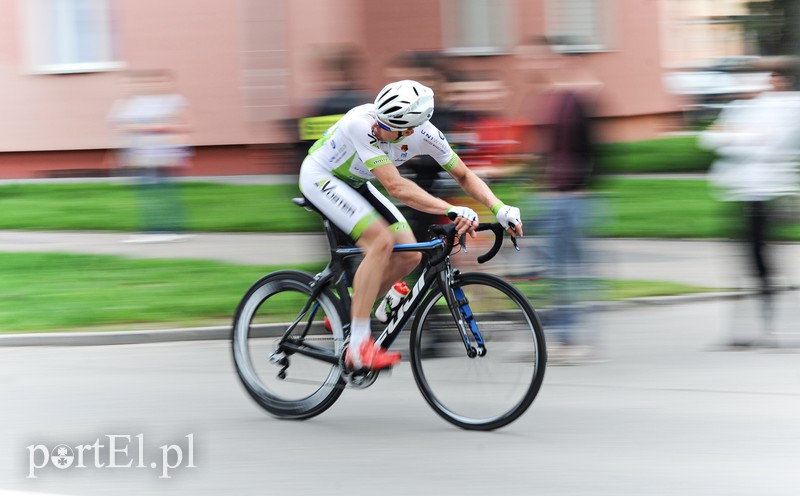 Szybki wyścig kolarskiej elity zdjęcie nr 160133