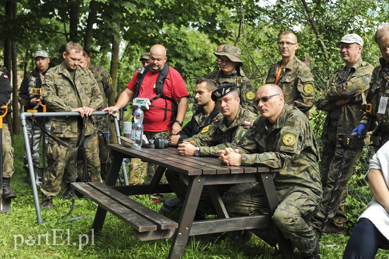 Szukają skarbów na „Słonecznym Wzgórzu” zdjęcie nr 160201