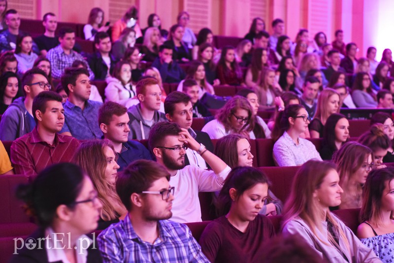 Filharmonia wciągnie maturzystów zdjęcie nr 160235