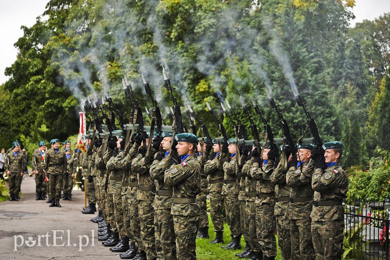 Elblążanie pamiętają o sowieckiej agresji zdjęcie nr 160674