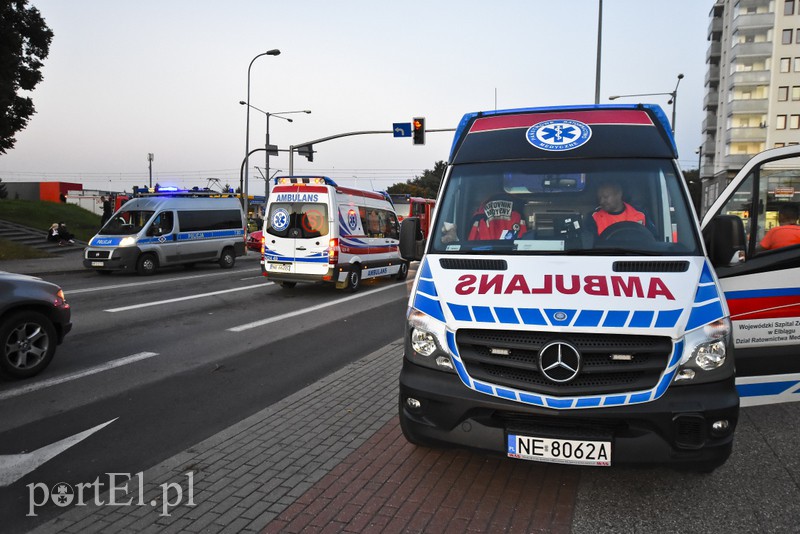 Zderzenie seata z ambulansem zdjęcie nr 161281