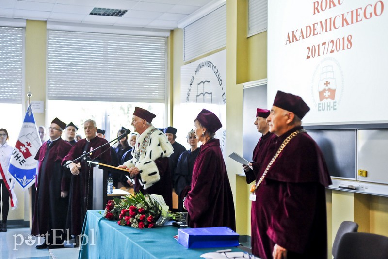 Zaczęli rok akademicki, czekają na lekarski wydział zdjęcie nr 161549