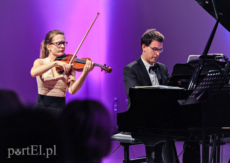 Jak skrzypce z fortepianem "rozmawiają" zdjęcie nr 162048