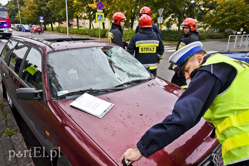Wypadek na Mickiewicza. Rowerzysta w ciężkim stanie zdjęcie nr 162115
