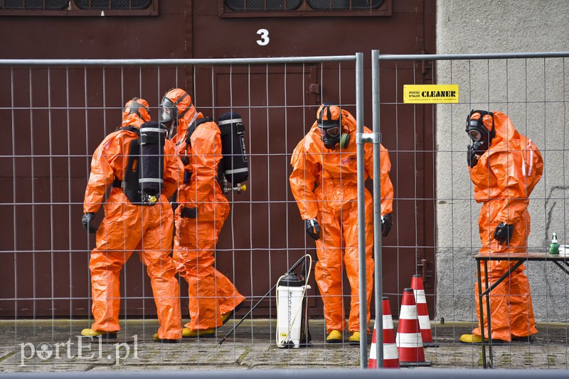 Co robią chemicy na Lotniczej zdjęcie nr 162165